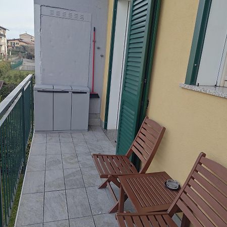 Peschiera Appartamenti Vacanze เปสเคียรา เดล การ์ดา ภายนอก รูปภาพ
